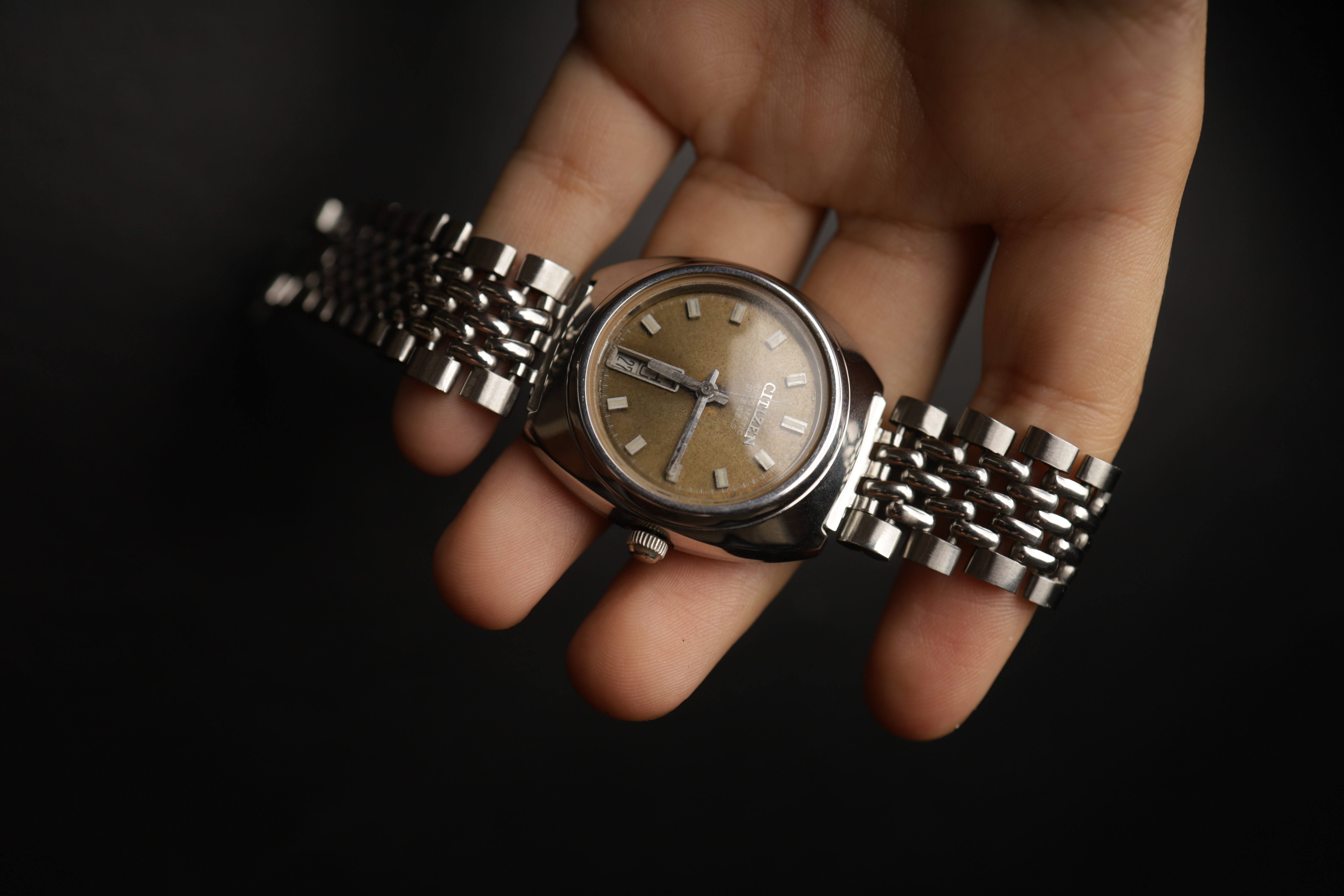 Citizen Automático - Lateral