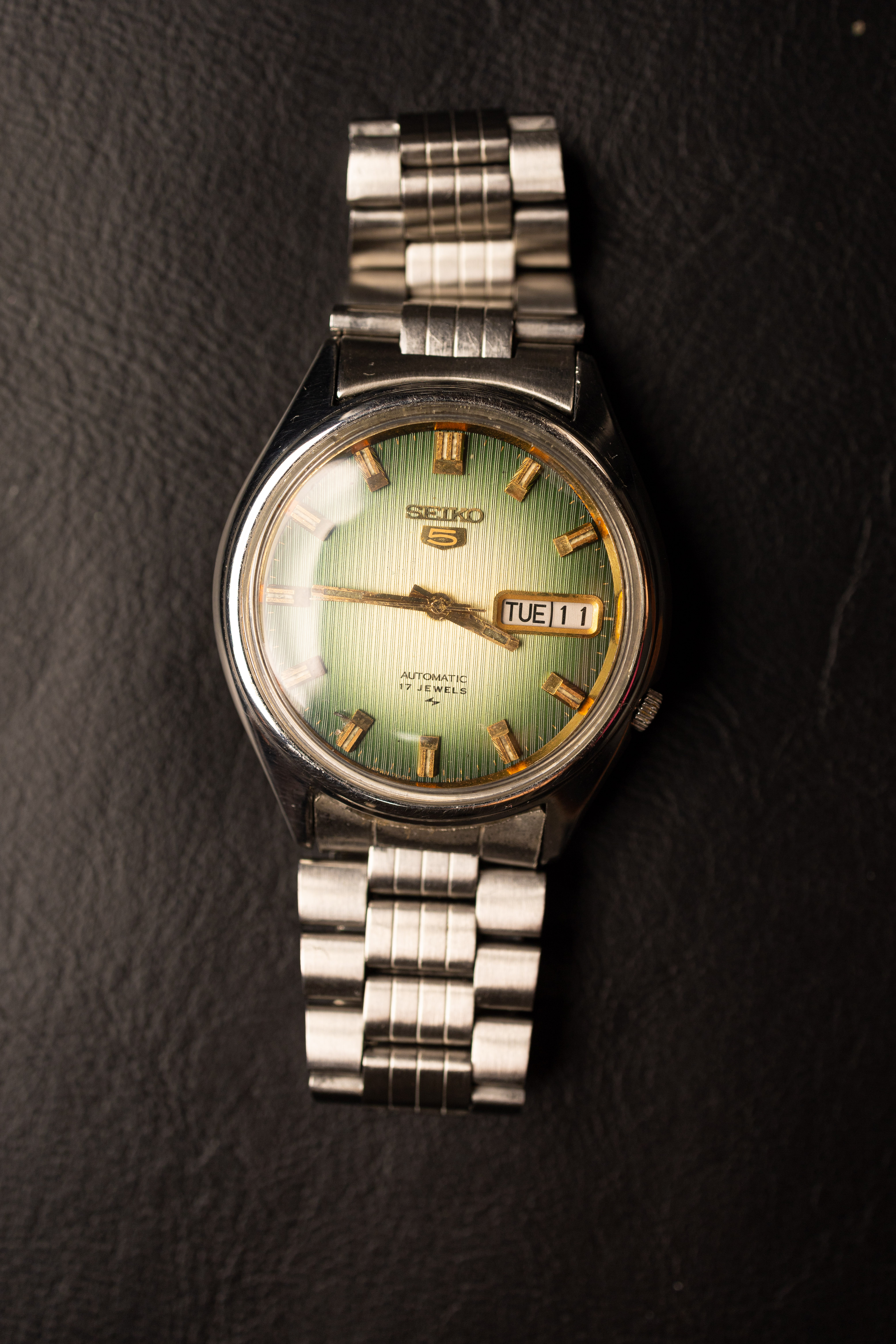 Bulova Tank Dress Watch Men 26mm