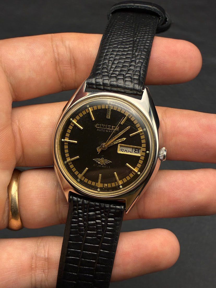 Citizen Preto - Lateral