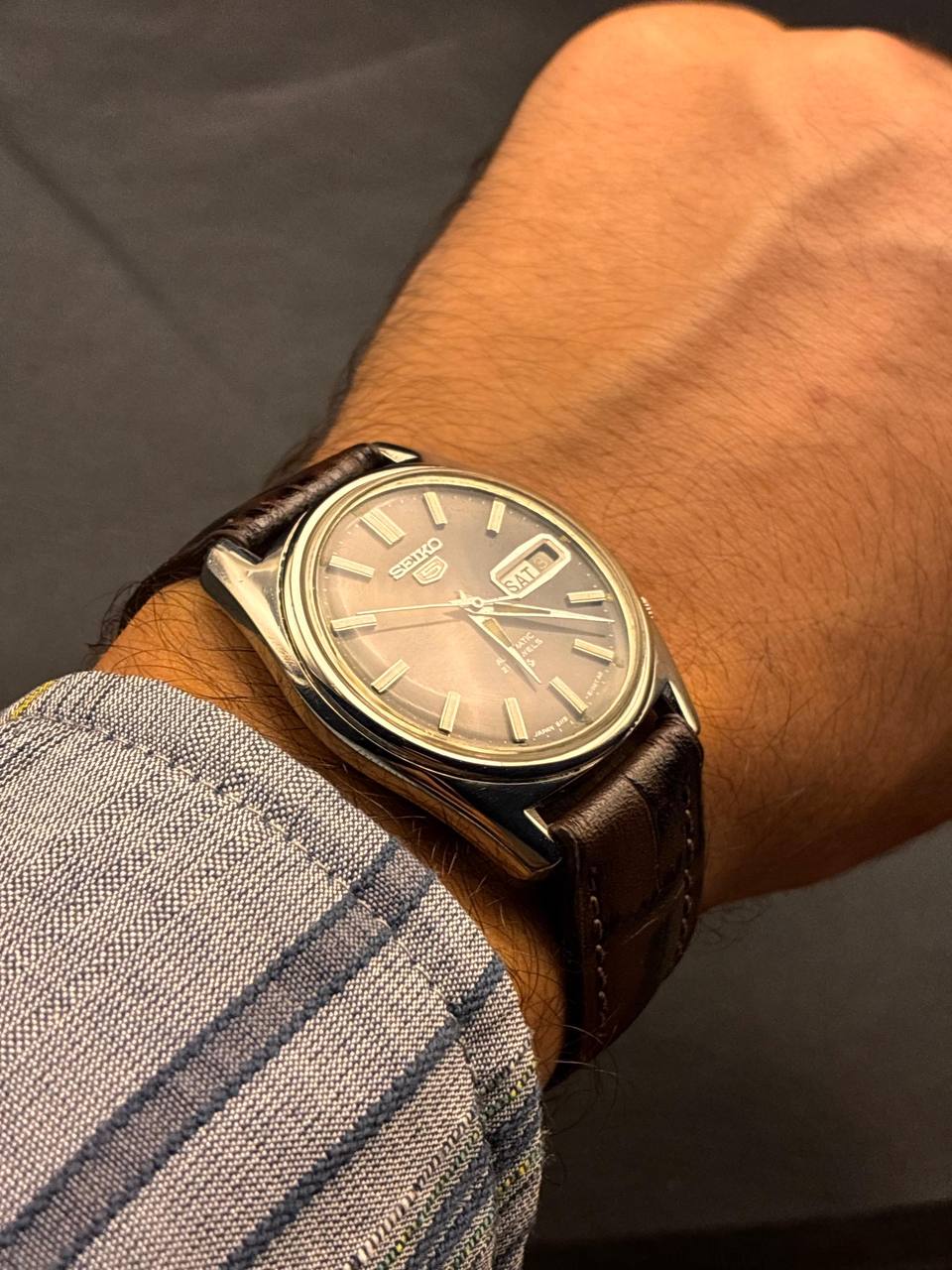 Seiko 5 Eclipse - Lateral