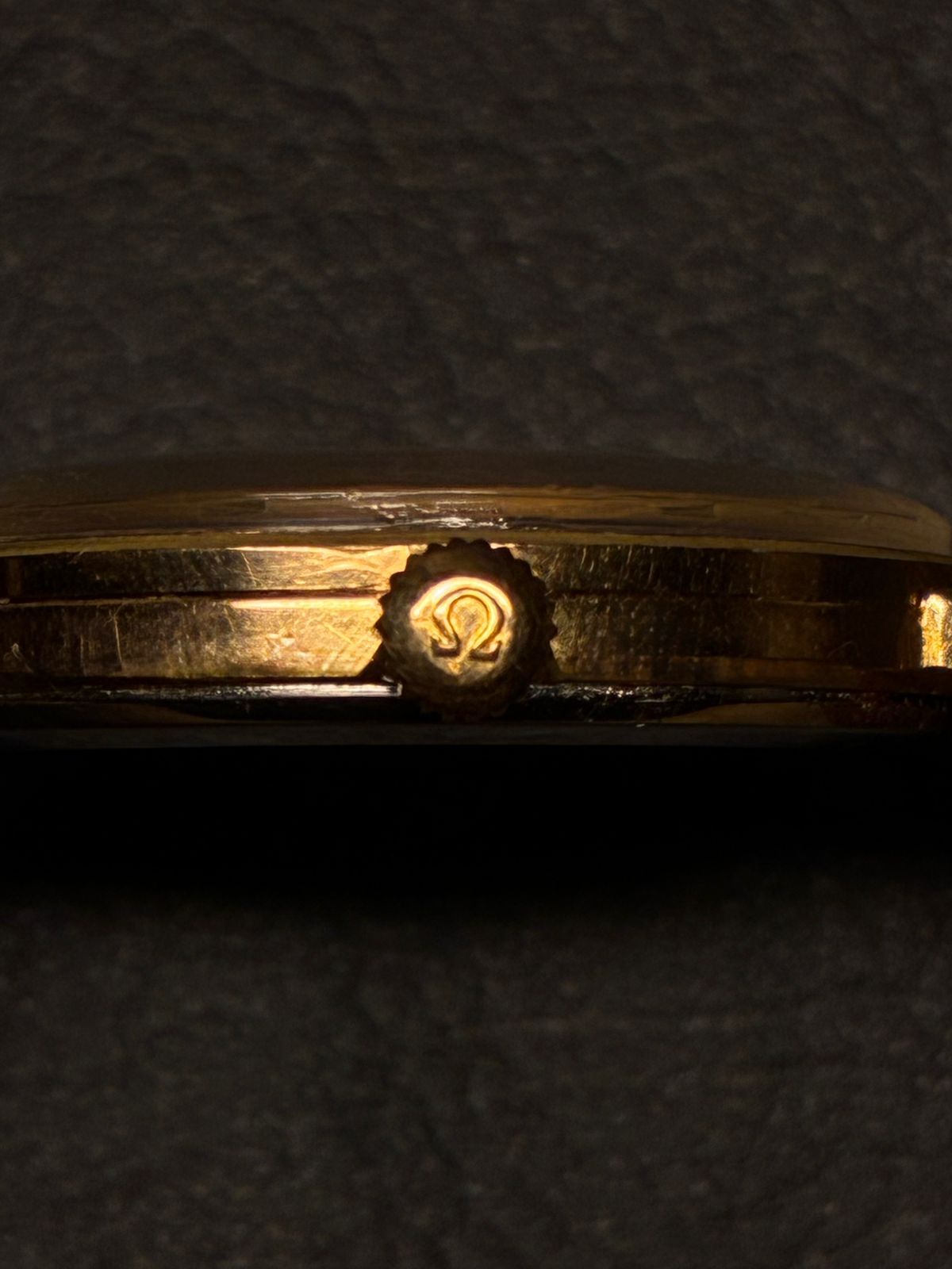 Omega Gold - Calibre 610