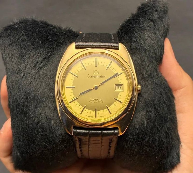 Omega Constellation C-Shape Onyx Black - Lateral