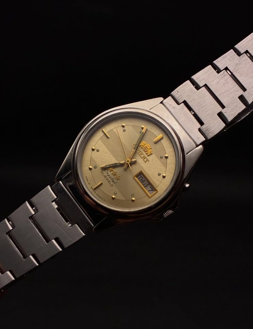 Orient 3 Estrelas Dourado