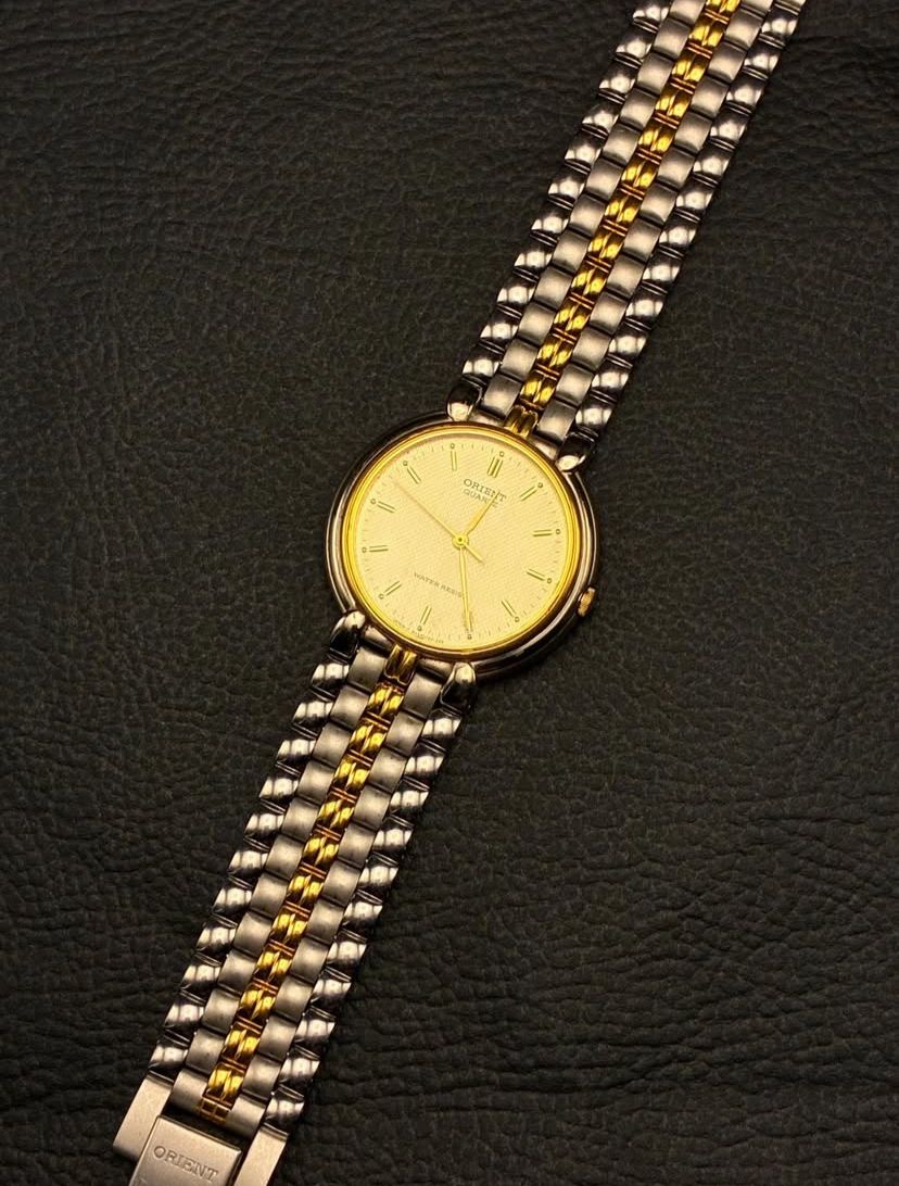 Orient Two-tone - Lateral