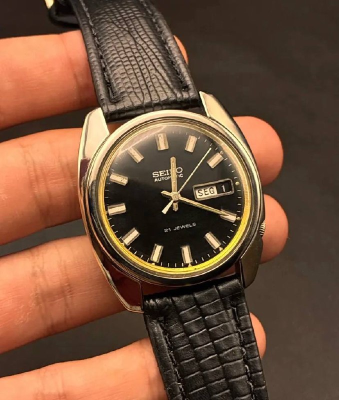 Seiko Black Automatic - Frente