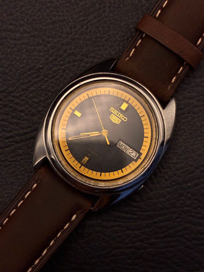 Seiko 5 Black and Golden