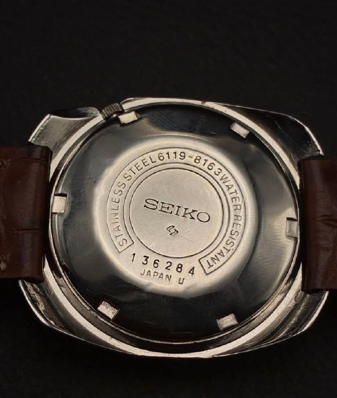 Seiko 5 Cushion Black - Movimento